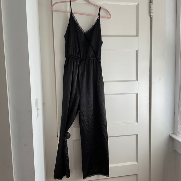 Black faux satin jumpsuit - Picture 1 of 5